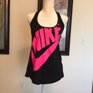 Nike workout top